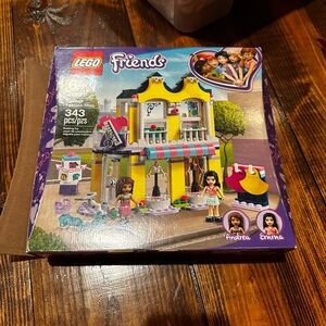 LEGO Friends Heartlake City Restaurant Set - Yellow and Purple